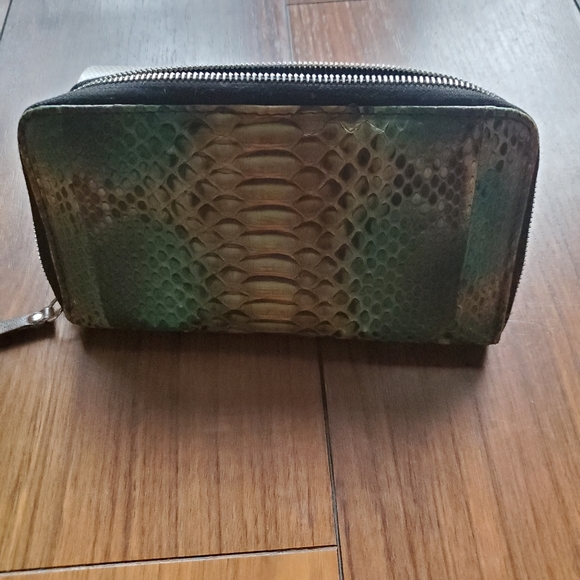 Python Wallet Multi Color Womens Zip Around Wallet - Picture 4 of 5